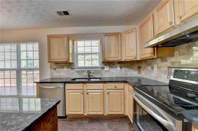 3380 Mcclure Woods Drive, Duluth, GA 30096