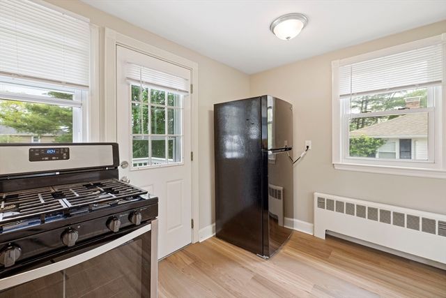 42 Neillian Street 42, Bedford, MA 01730