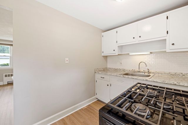 42 Neillian Street 42, Bedford, MA 01730