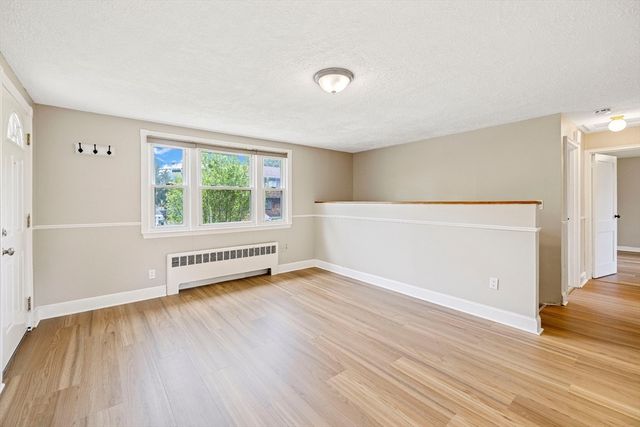 42 Neillian Street 42, Bedford, MA 01730