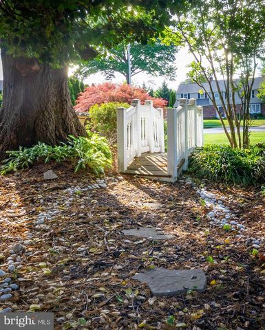 7 CARRIAGE WAY, Cinnaminson, NJ 08077