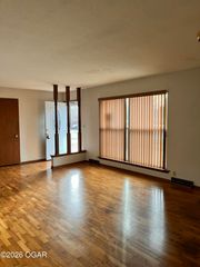 2419 S Ozark Avenue, Joplin, MO 64804