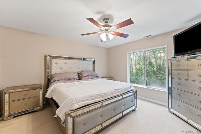 3522 Eagle Creek, Shelby Charter Township, MI 48317