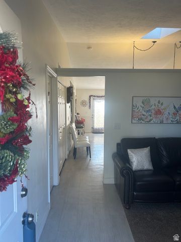 4752 W MONA LN, West Jordan, UT 84084