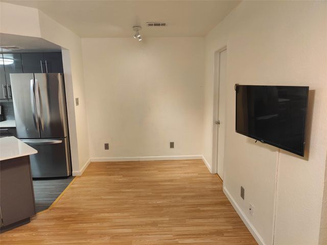 2500 Burleson RD 315, Austin, TX 78741