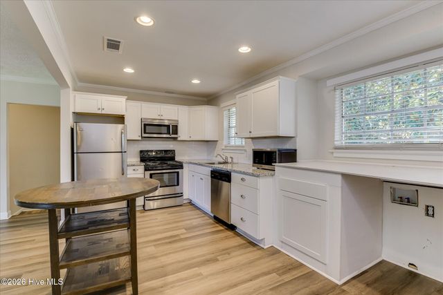 2846 Walton Way 23, Augusta, GA 30909