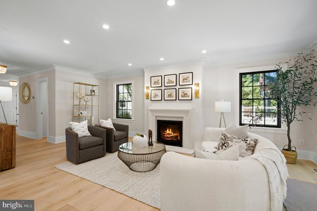 4115 46TH ST NW, Washington, DC 20016