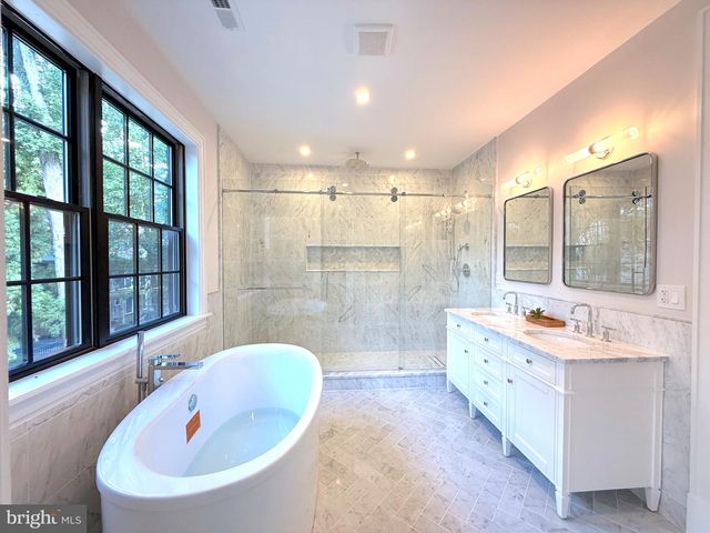 4115 46TH ST NW, Washington, DC 20016