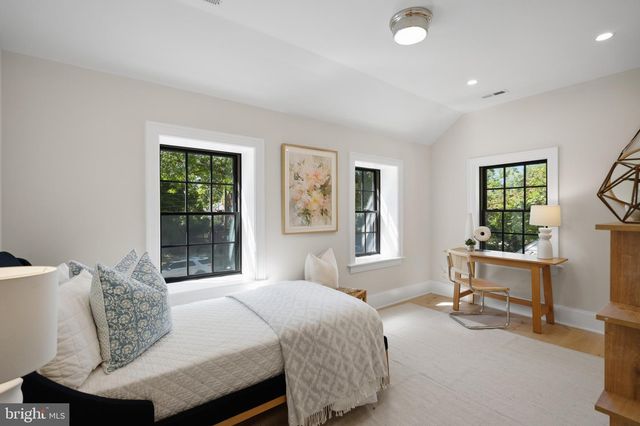 4115 46TH ST NW, Washington, DC 20016