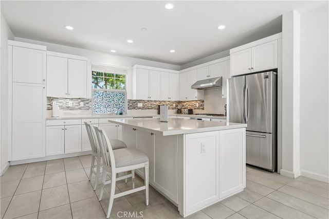 197 Augustine, Irvine, CA 92618