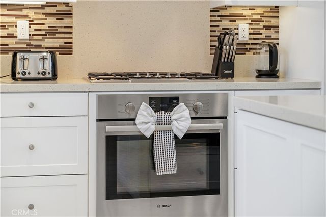 197 Augustine, Irvine, CA 92618