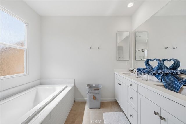 197 Augustine, Irvine, CA 92618