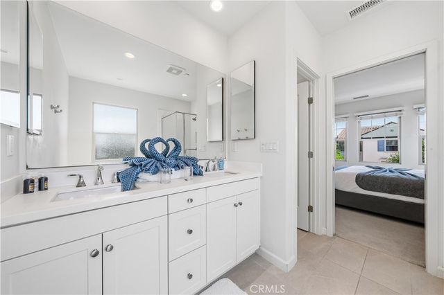197 Augustine, Irvine, CA 92618