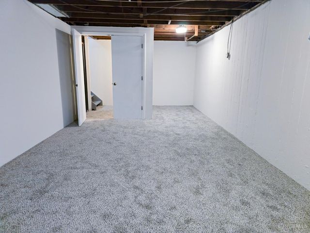 11 Ashby Street, Greenhills, OH 45218