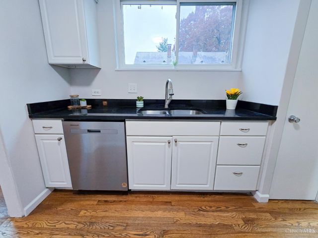 11 Ashby Street, Greenhills, OH 45218