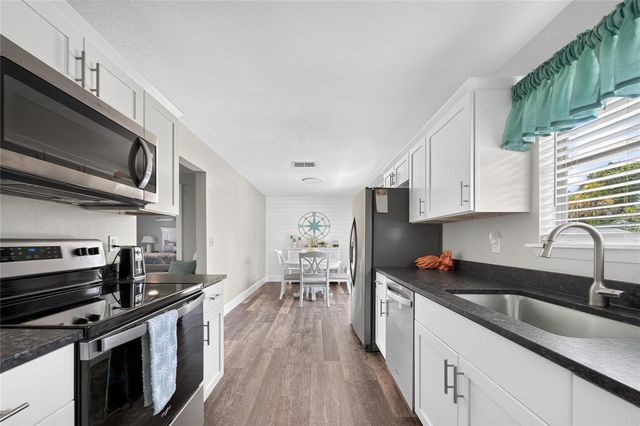 2015 KENDIS STREET, Port Charlotte, FL 33948