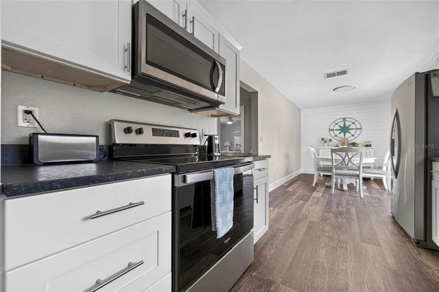 2015 KENDIS STREET, Port Charlotte, FL 33948