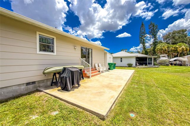 2015 KENDIS STREET, Port Charlotte, FL 33948