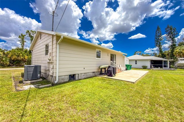 2015 KENDIS STREET, Port Charlotte, FL 33948
