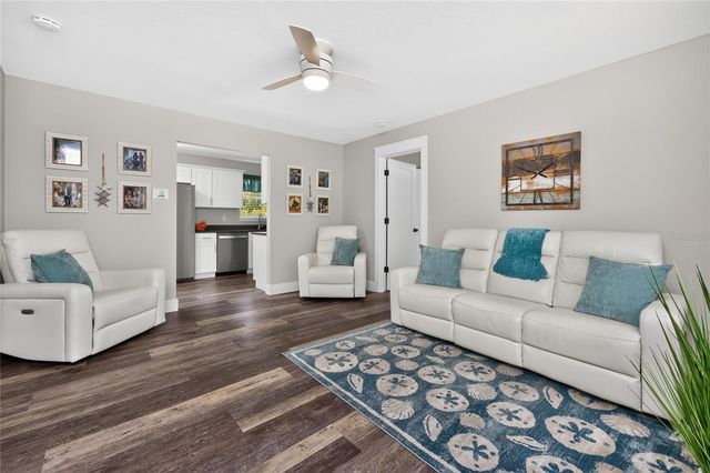 2015 KENDIS STREET, Port Charlotte, FL 33948