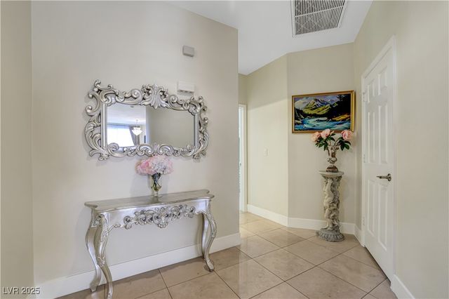 9430 Laguna Niguel Drive 104, Las Vegas, NV 89134