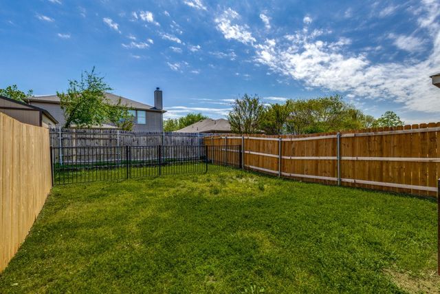 2228 Stonebrook Lane, Mesquite, TX 75181