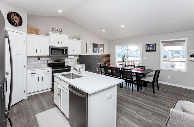 429 Wicker Drive, Huxley, IA 50124