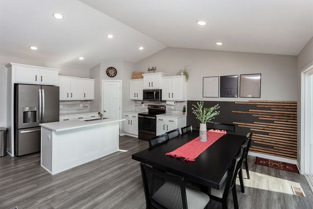 429 Wicker Drive, Huxley, IA 50124