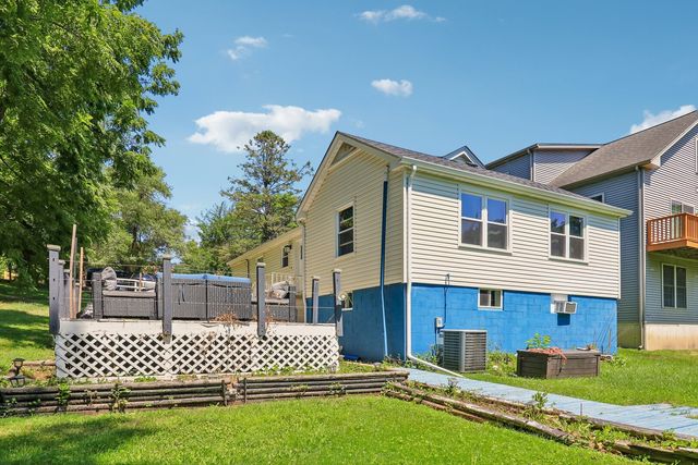21279 W Shady Lane, Lake Zurich, IL 60047