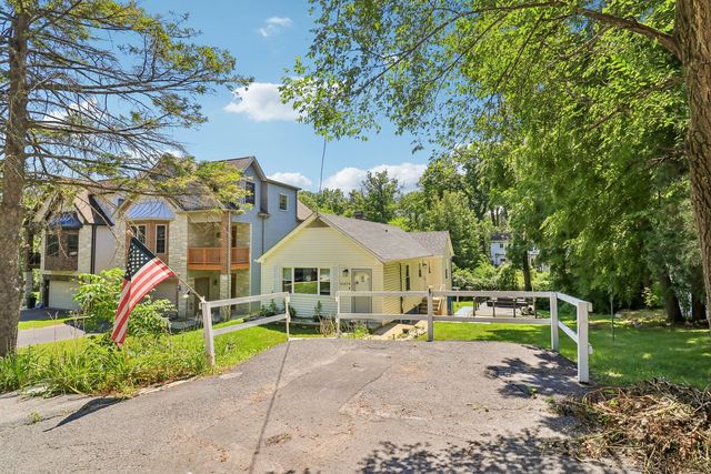 21279 W Shady Lane, Lake Zurich, IL 60047