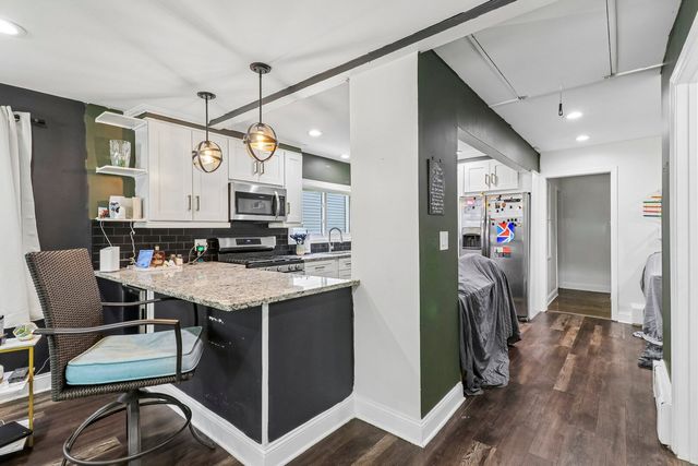 21279 W Shady Lane, Lake Zurich, IL 60047