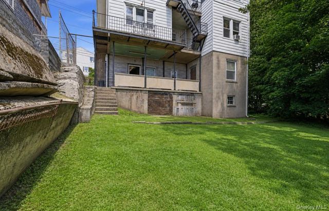 27 Soundview Street, Port Chester, NY 10573