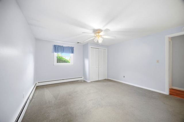 2 Drake Lane, Holyoke, MA 01040