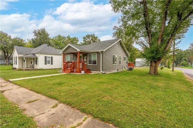 1723 S Park Avenue, Sedalia, MO 65301