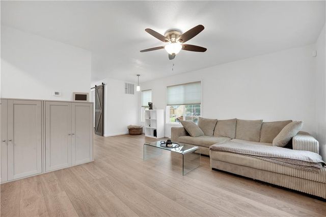 1723 S Park Avenue, Sedalia, MO 65301