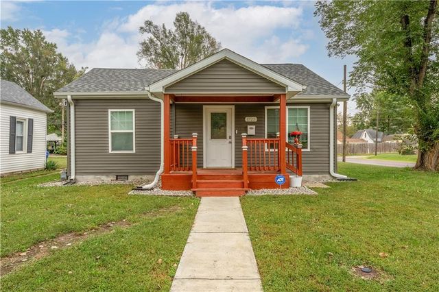 1723 S Park Avenue, Sedalia, MO 65301