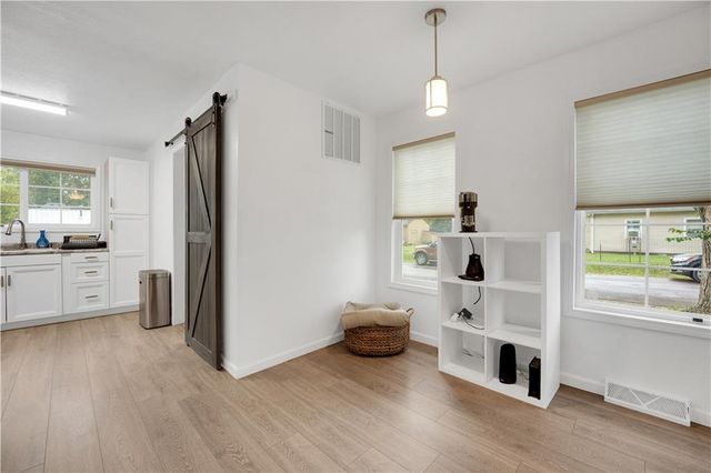 1723 S Park Avenue, Sedalia, MO 65301