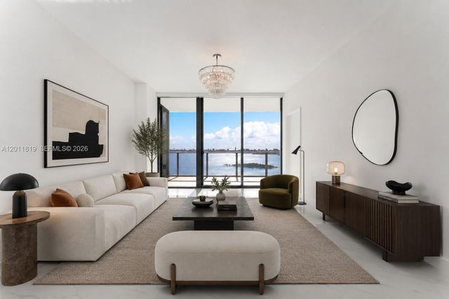 700 NE 24 2504, Miami, FL 33137