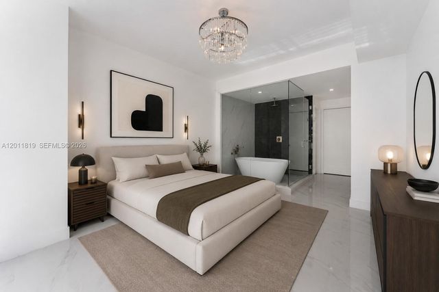 700 NE 24 2504, Miami, FL 33137