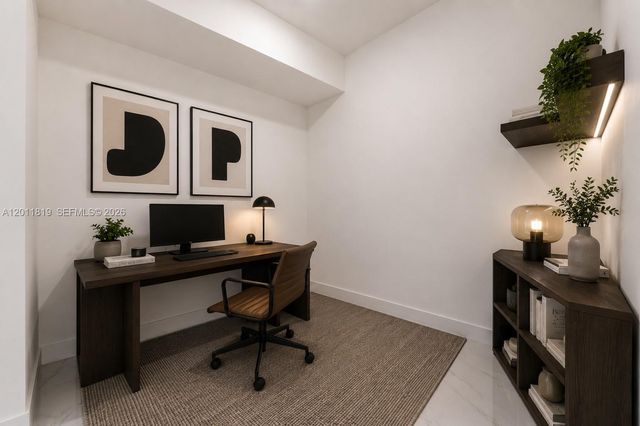 700 NE 24 2504, Miami, FL 33137
