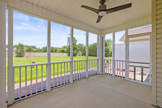 164 Briarstone Drive, Rossville, GA 30741