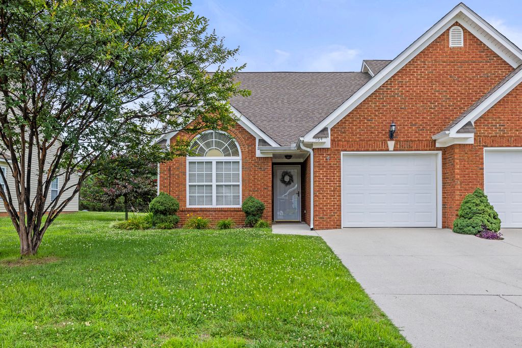 164 Briarstone Drive, Rossville, GA 30741