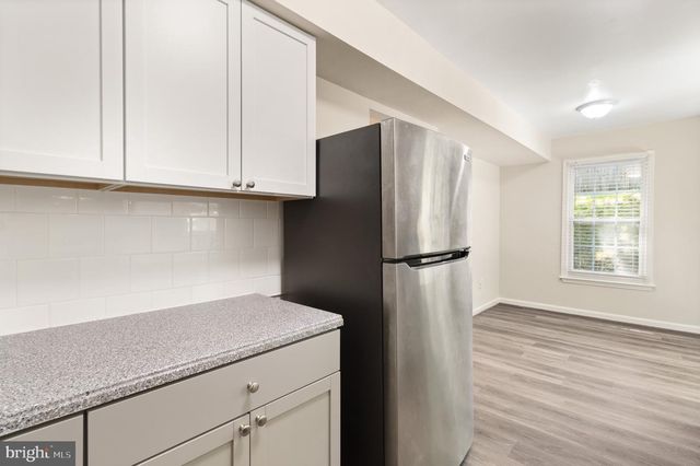 8581 CHESTER GROVE CT, Springfield, VA 22153