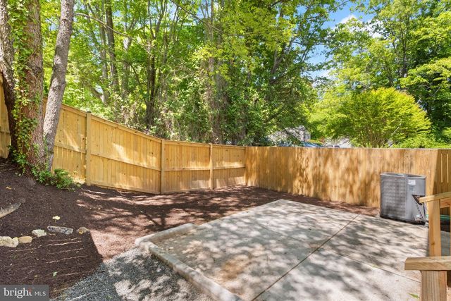 8581 CHESTER GROVE CT, Springfield, VA 22153