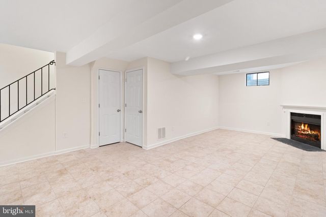 8581 CHESTER GROVE CT, Springfield, VA 22153