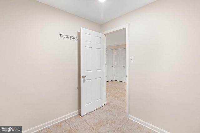 8581 CHESTER GROVE CT, Springfield, VA 22153