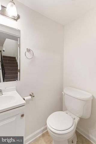 8581 CHESTER GROVE CT, Springfield, VA 22153