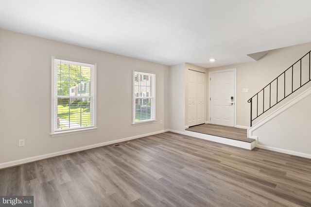 8581 CHESTER GROVE CT, Springfield, VA 22153