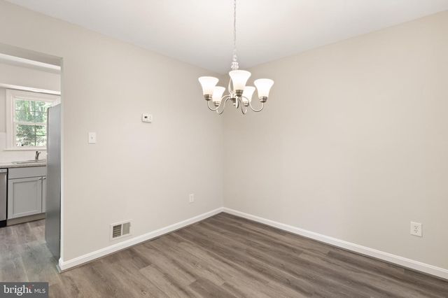 8581 CHESTER GROVE CT, Springfield, VA 22153