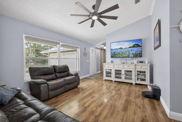 11127 46th Place N, West Palm Beach, FL 33411